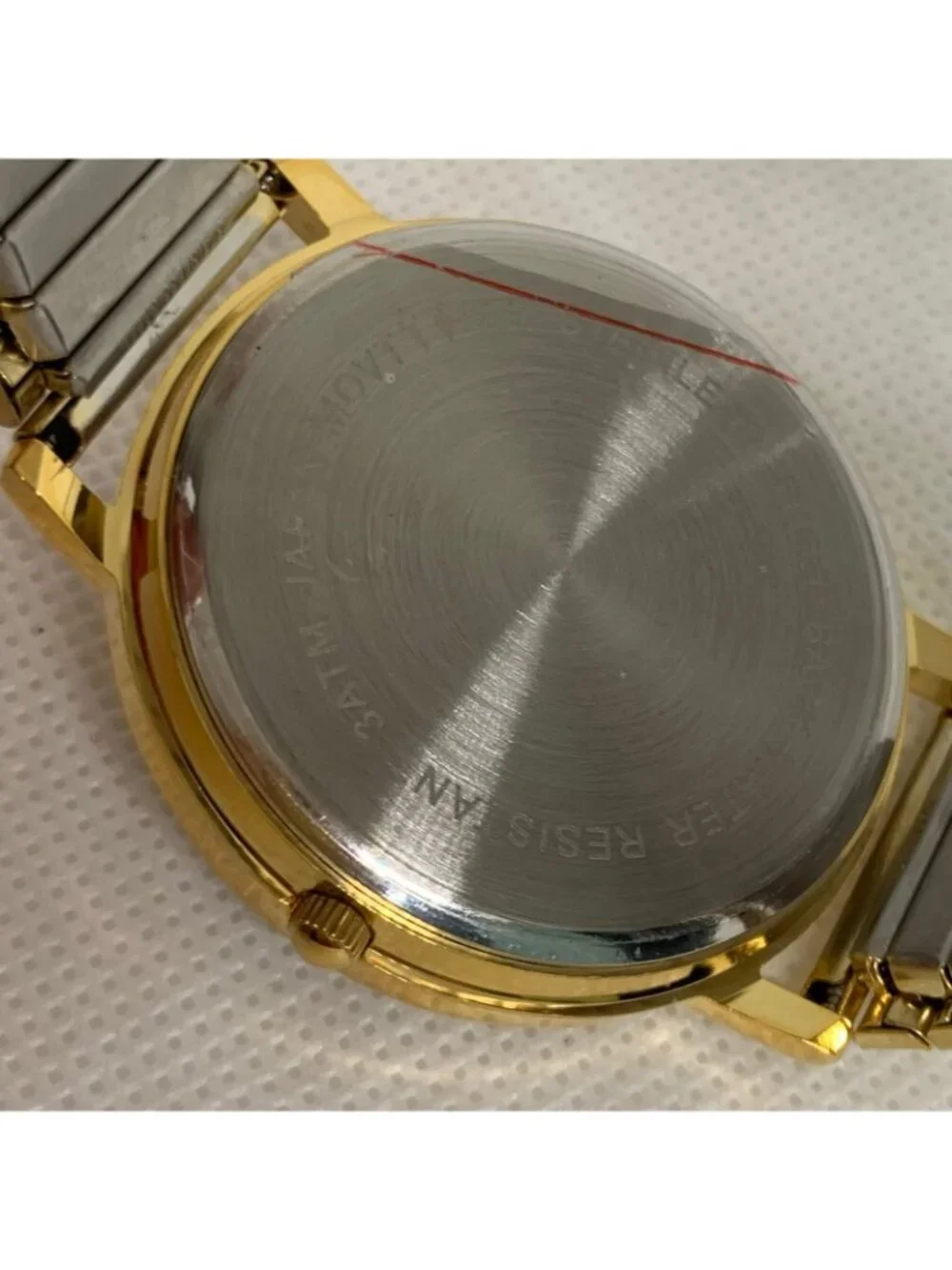 A&F gold tone Quartz analog watch 42mm white dial easy reader numbers running
